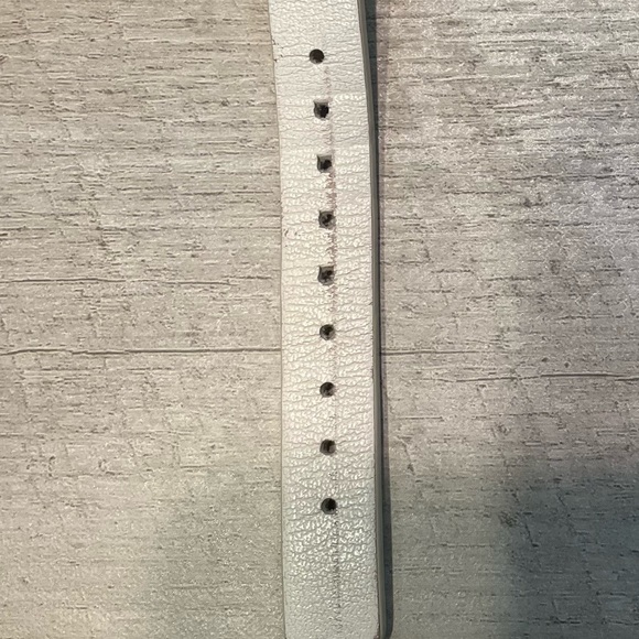 Tory Burch Light Oak & Rose Gold Fitbit Fret Double Wrap Bracelet - Picture 13 of 13